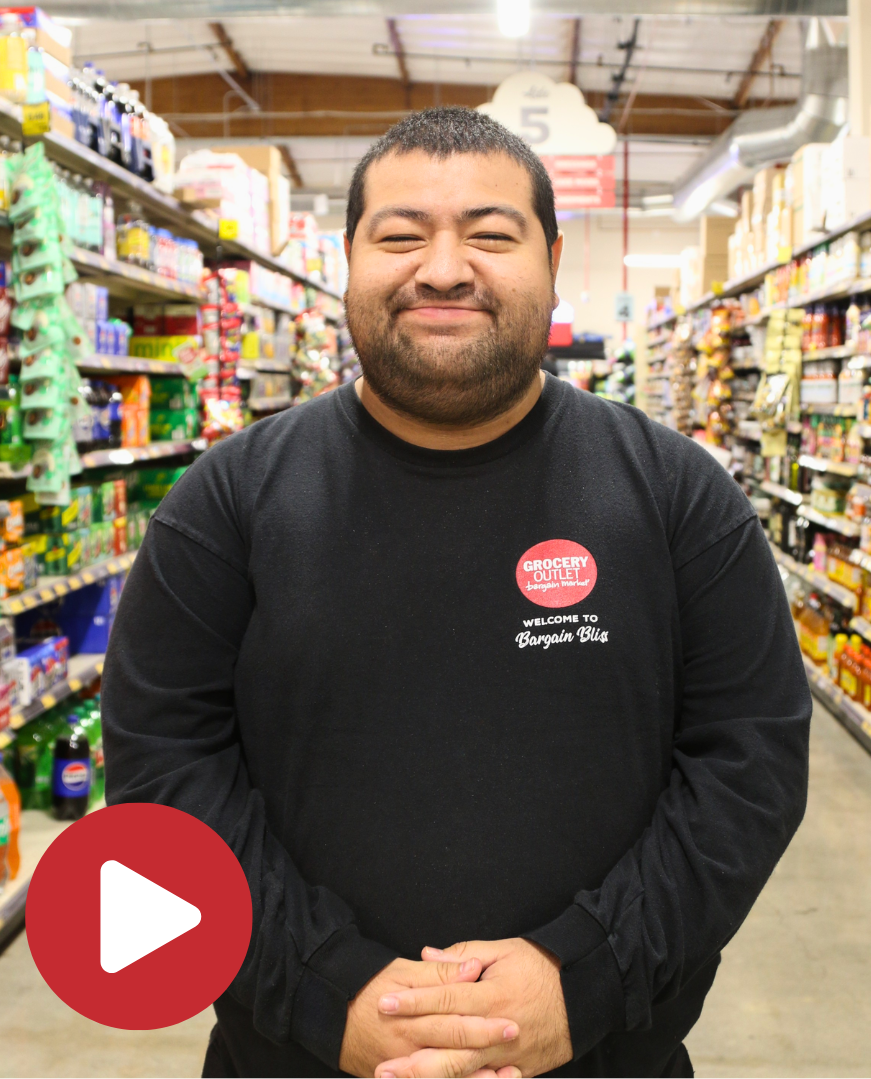 Luis at Grocery Outlet Lomita Luis at Grocery Outlet Lomita