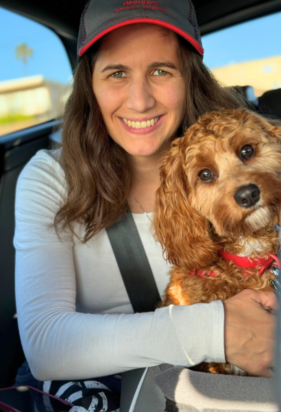 Kate and her service dog Finn